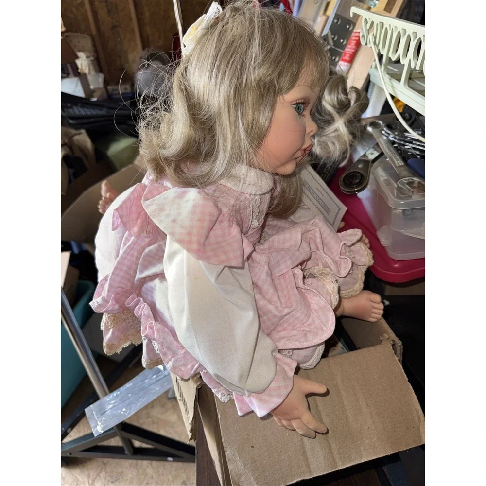 Vintage‎ Fayzah Spanos Sitting Vinyl Doll LE #152/2yrs 28 in 1992 RARE